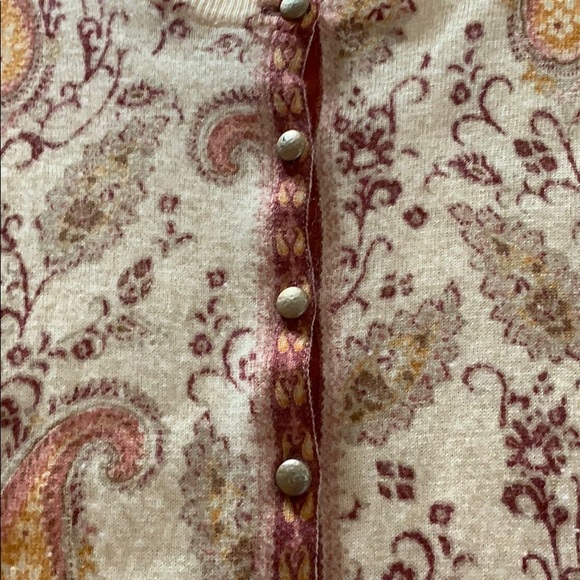 Sweater - Picture 4 of 5